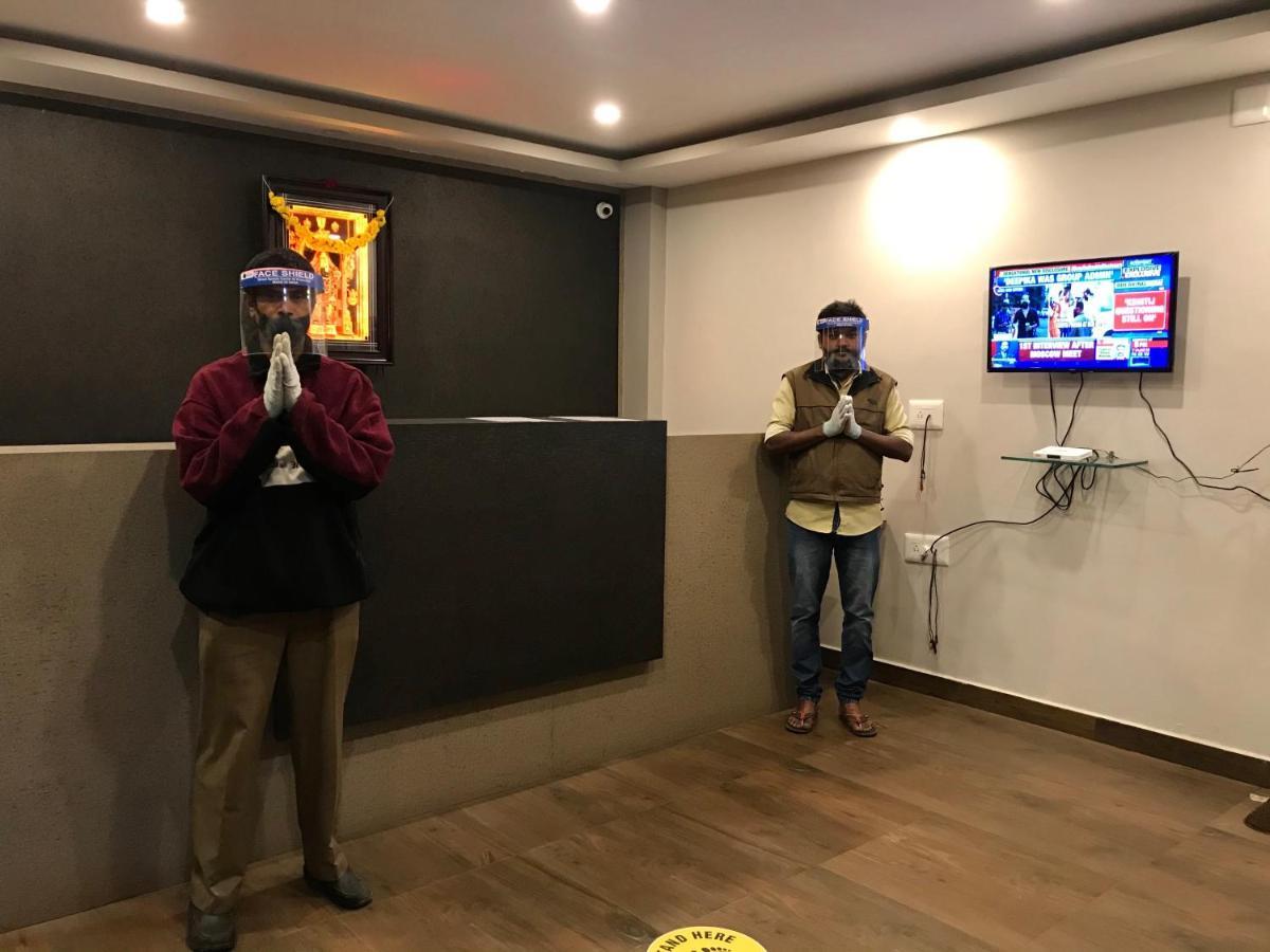 Sharada Residency Hotel Somvārpet Kültér fotó