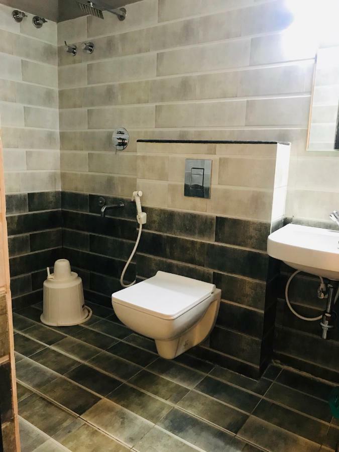 Sharada Residency Hotel Somvārpet Kültér fotó